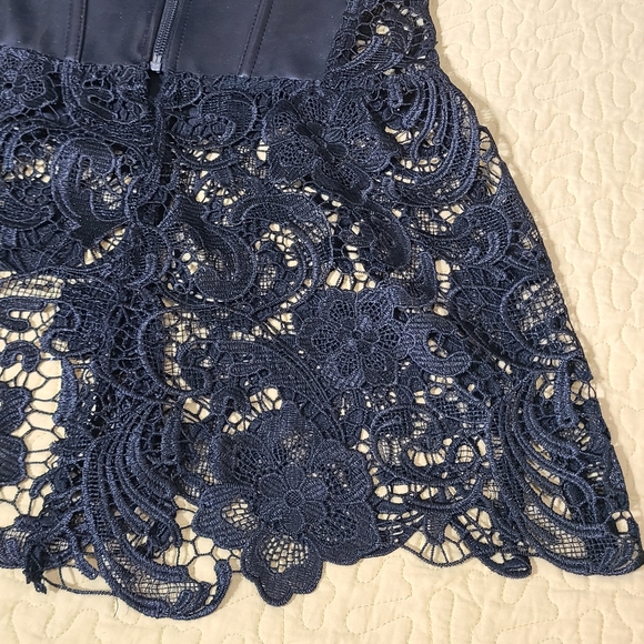 Dreamgirl faux leather venice lace corset size 34 - Picture 6 of 13